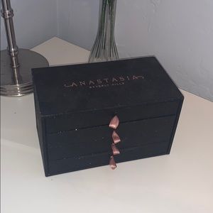 Anastasia Beverly Hills Palette Organizer (4)